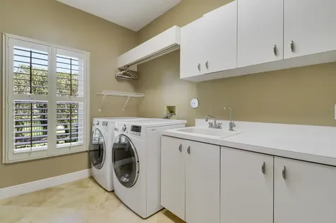 5213 Desert Vixen Road Palm Beach Gardens FL 33418