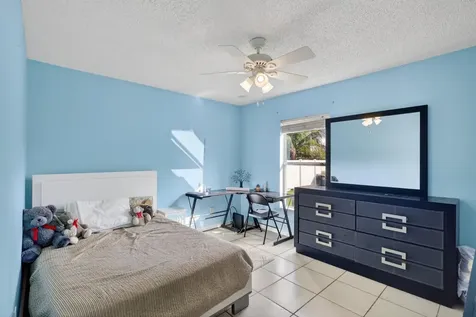1121 Sw Ivanhoe Street Saint Lucie West FL 34983