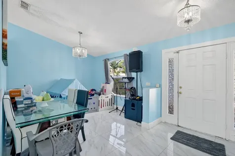 1121 Sw Ivanhoe Street Saint Lucie West FL 34983