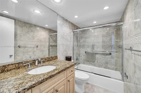 5005 Collins Avenue Miami Beach FL 33140