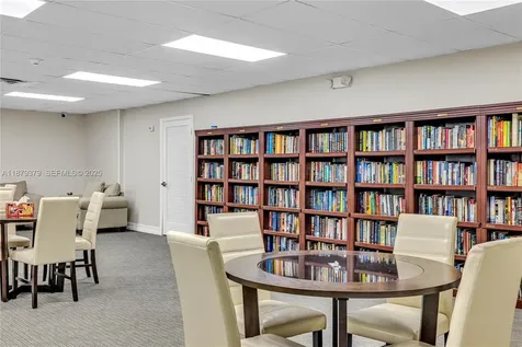 5005 Collins Avenue Miami Beach FL 33140