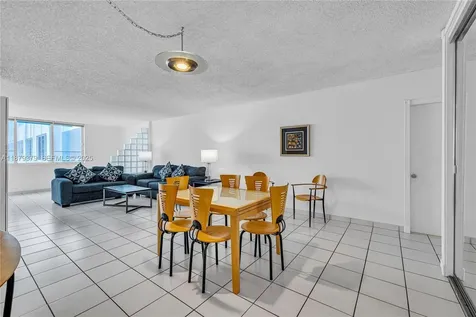 5005 Collins Avenue Miami Beach FL 33140