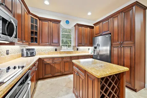 107 Via Poinciana Lane Boca Raton FL 33487