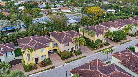 107 Via Poinciana Lane Boca Raton FL 33487