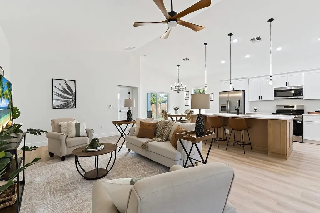 8635 98th Court Vero Beach FL 32967