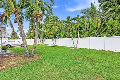 971 SW 12th Street Boca Raton FL 33486