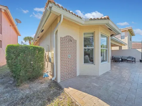 167 Catania Way Royal Palm Beach FL 33411