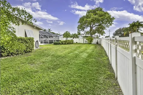 1610 Crest Drive Lake Worth FL 33461