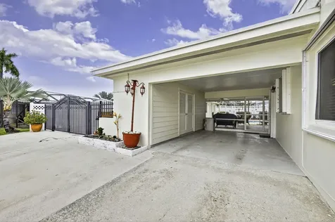 1610 Crest Drive Lake Worth FL 33461