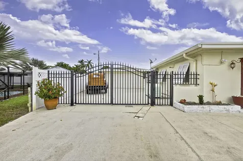 1610 Crest Drive Lake Worth FL 33461