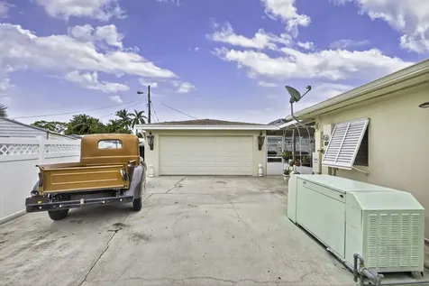 1610 Crest Drive Lake Worth FL 33461
