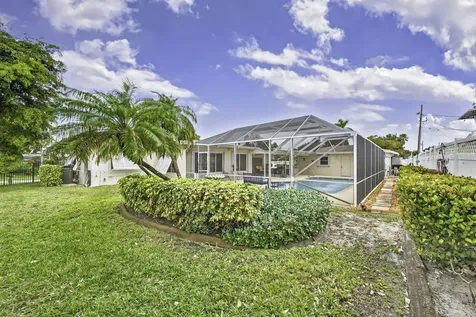 1610 Crest Drive Lake Worth FL 33461