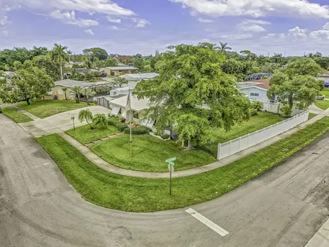 1610 Crest Drive Lake Worth FL 33461