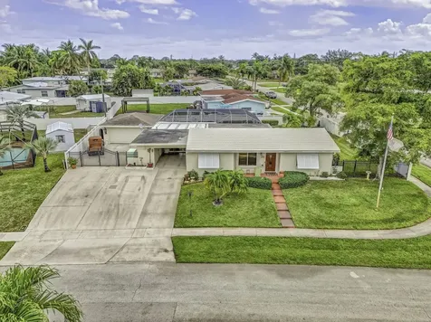 1610 Crest Drive Lake Worth FL 33461