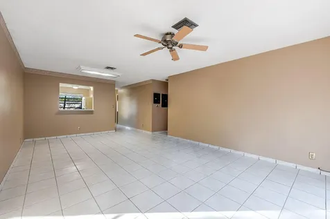6378 Moseley Street Hollywood FL 33024