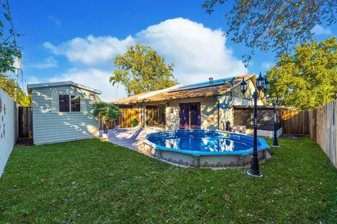6378 Moseley Street Hollywood FL 33024
