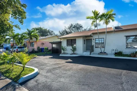 6378 Moseley Street Hollywood FL 33024