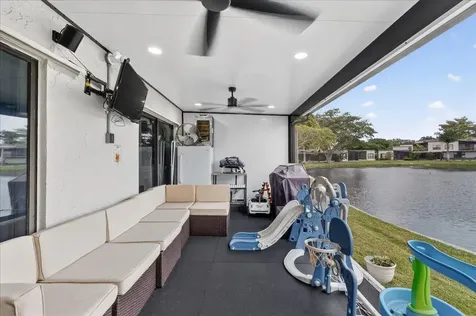 9729 N New River Canal Road Plantation FL 33324