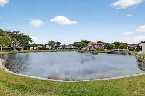 9729 N New River Canal Road Plantation FL 33324