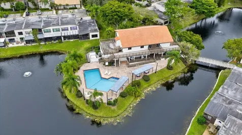 9729 N New River Canal Road Plantation FL 33324
