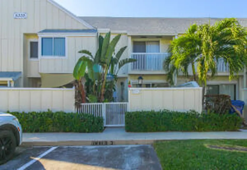 6335 Riverwalk Lane Jupiter FL 33458