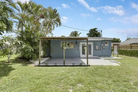 9277 Bloomfield Drive Palm Beach Gardens FL 33410