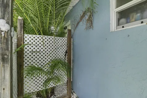 9277 Bloomfield Drive Palm Beach Gardens FL 33410