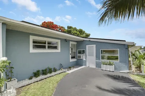 9277 Bloomfield Drive Palm Beach Gardens FL 33410