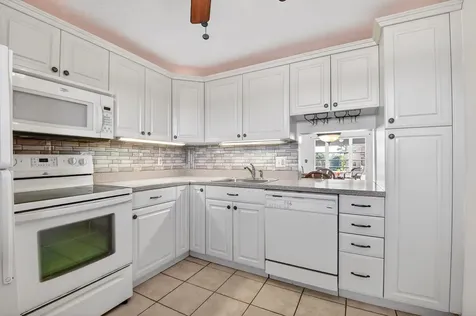 230 Ne 26th Avenue Boynton Beach FL 33435