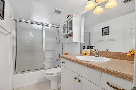 230 Ne 26th Avenue Boynton Beach FL 33435
