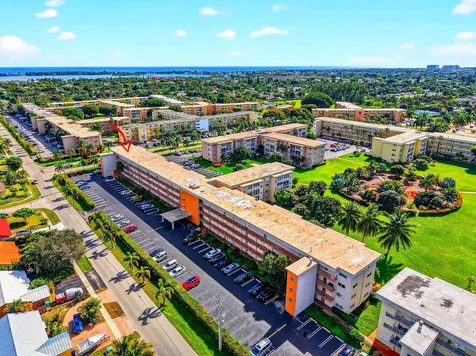 230 Ne 26th Avenue Boynton Beach FL 33435