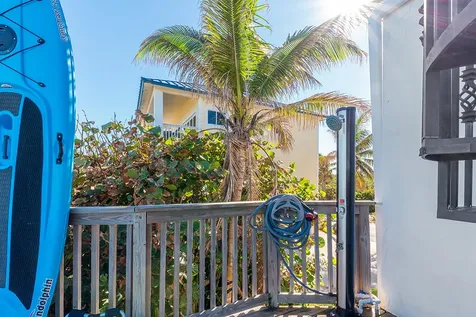 23 Ne Macarthur Boulevard Stuart FL 34996