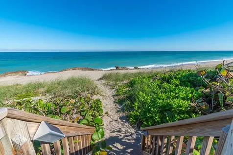 23 Ne Macarthur Boulevard Stuart FL 34996