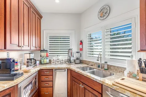 23 Ne Macarthur Boulevard Stuart FL 34996