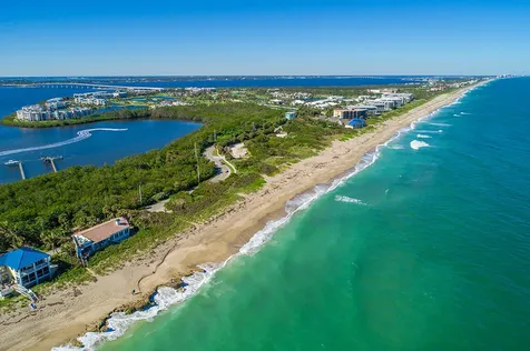 23 Ne Macarthur Boulevard Stuart FL 34996