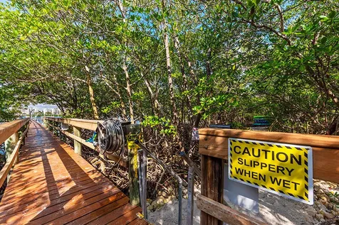 23 Ne Macarthur Boulevard Stuart FL 34996