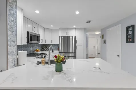 866 E Jeffery Street Boca Raton FL 33487