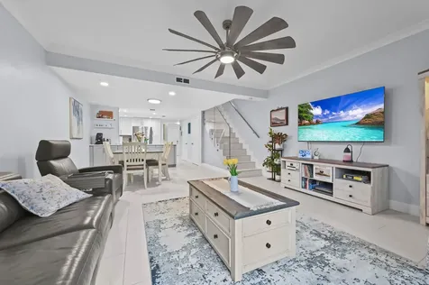 866 E Jeffery Street Boca Raton FL 33487