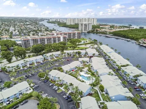 866 E Jeffery Street Boca Raton FL 33487