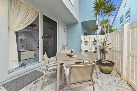 866 E Jeffery Street Boca Raton FL 33487