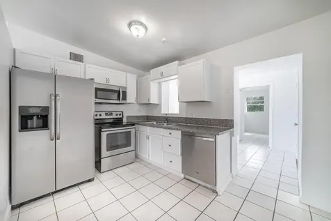 5652 S Rue Road West Palm Beach FL 33415