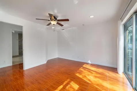 5652 S Rue Road West Palm Beach FL 33415