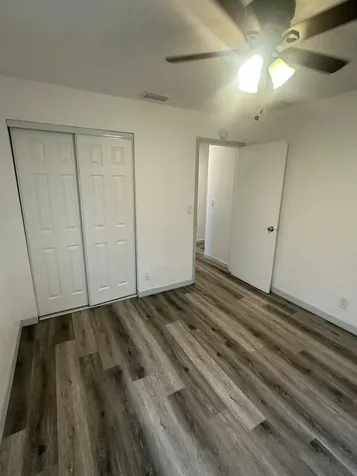 555 W 6th Street Riviera Beach FL 33404