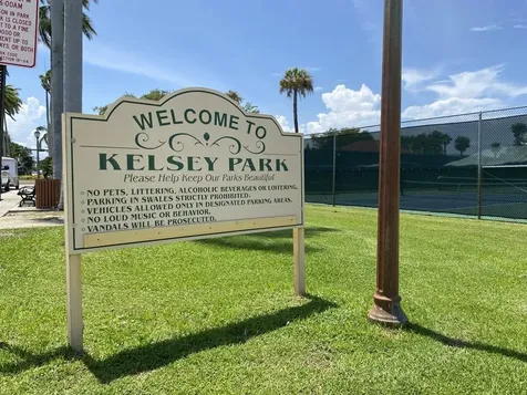 810 Lake Shore Drive Lake Park FL 33403
