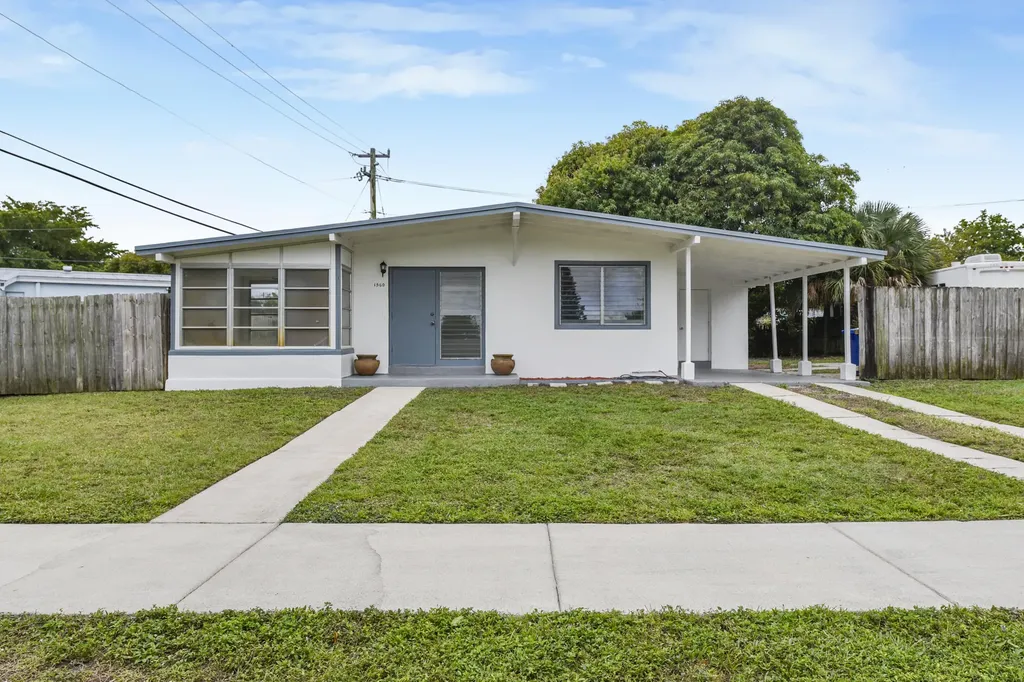 1560 Ne 43rd Street Pompano Beach FL 33064