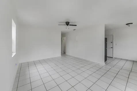 1560 Ne 43rd Street Pompano Beach FL 33064
