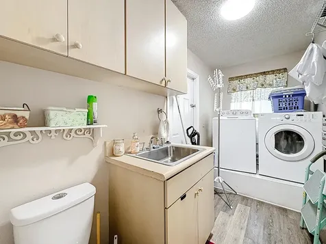 189 Ne Caprona Avenue Port Saint Lucie FL 34983