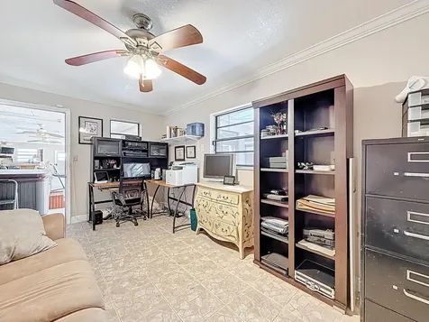 189 Ne Caprona Avenue Port Saint Lucie FL 34983