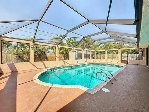 189 Ne Caprona Avenue Port Saint Lucie FL 34983