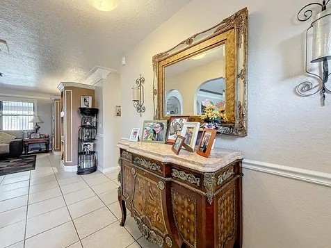189 Ne Caprona Avenue Port Saint Lucie FL 34983